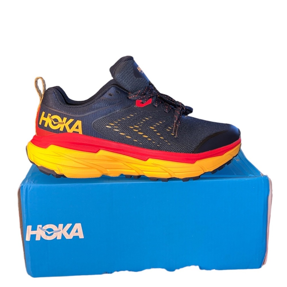 HOKA M Challenger Air 6
